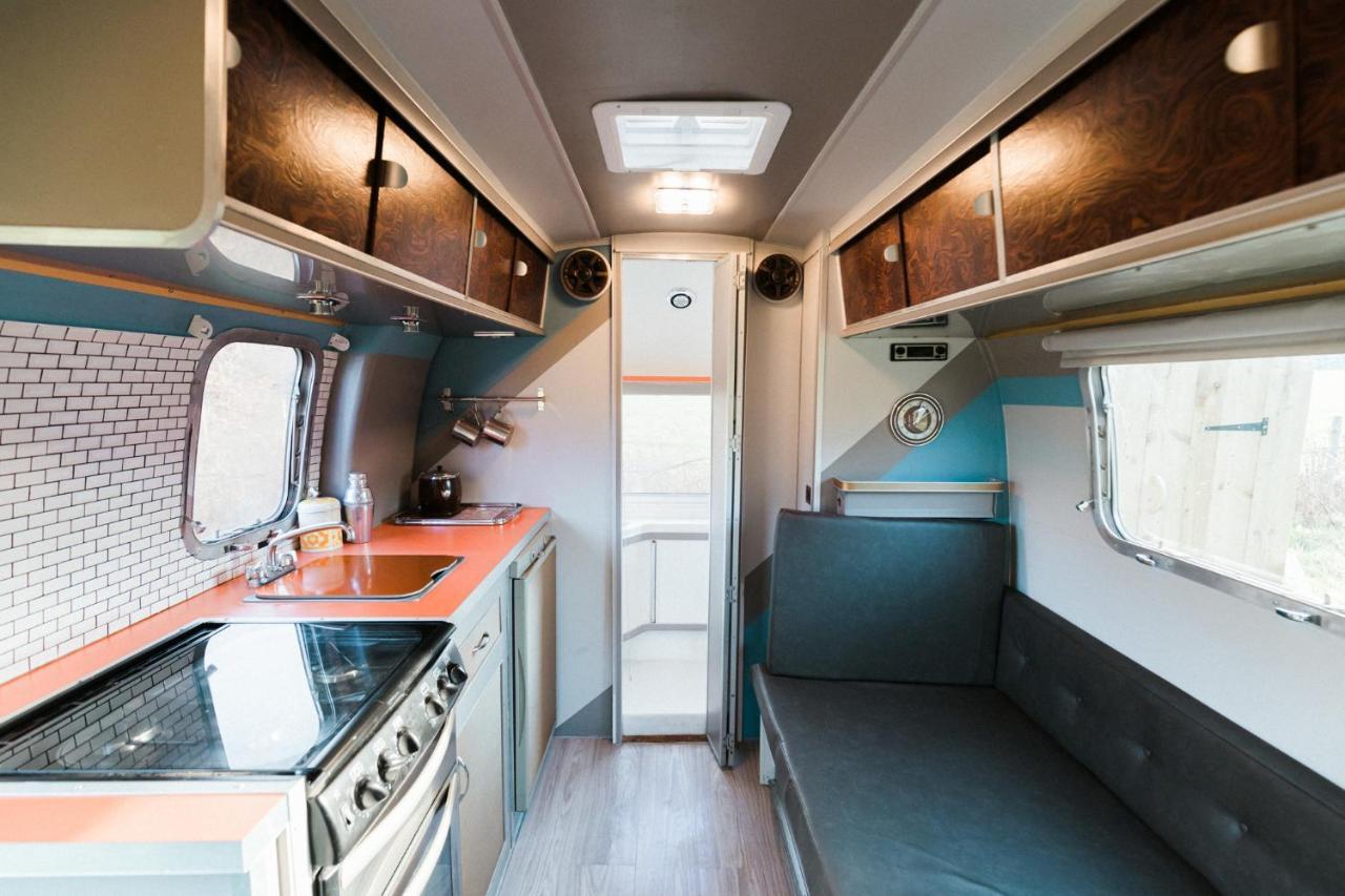 Silver Airstream Glamping & Rental Чичестер Экстерьер фото